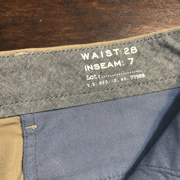 New with Tags! 💚 Men’s J. Crew 7” Stretch Chino Khaki-green Shorts - 28” Waist - Picture 5 of 10